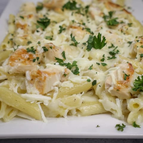 Chicken Alfredo Bake